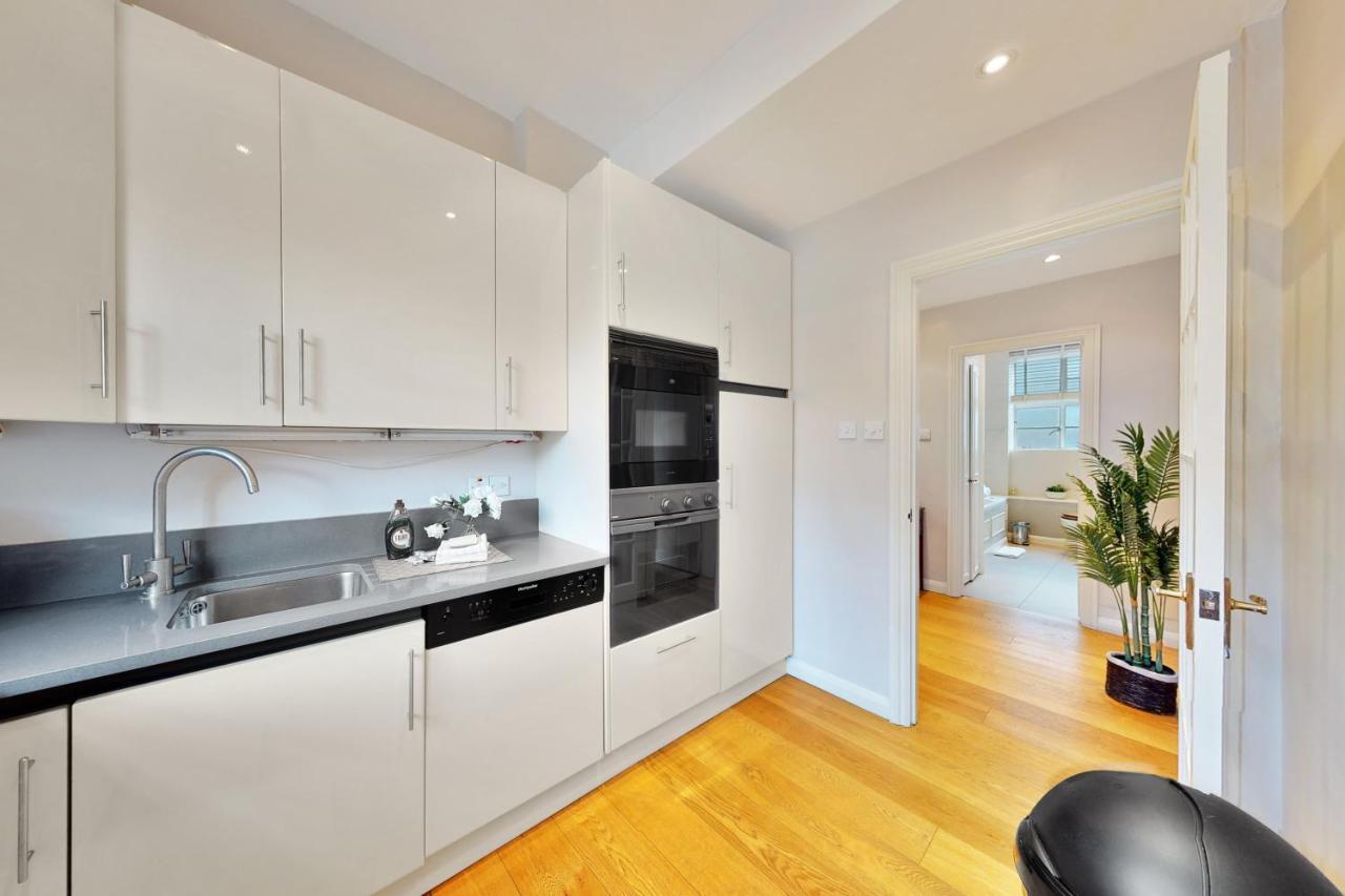 Mayfair Serviced Apartments Londen Buitenkant foto