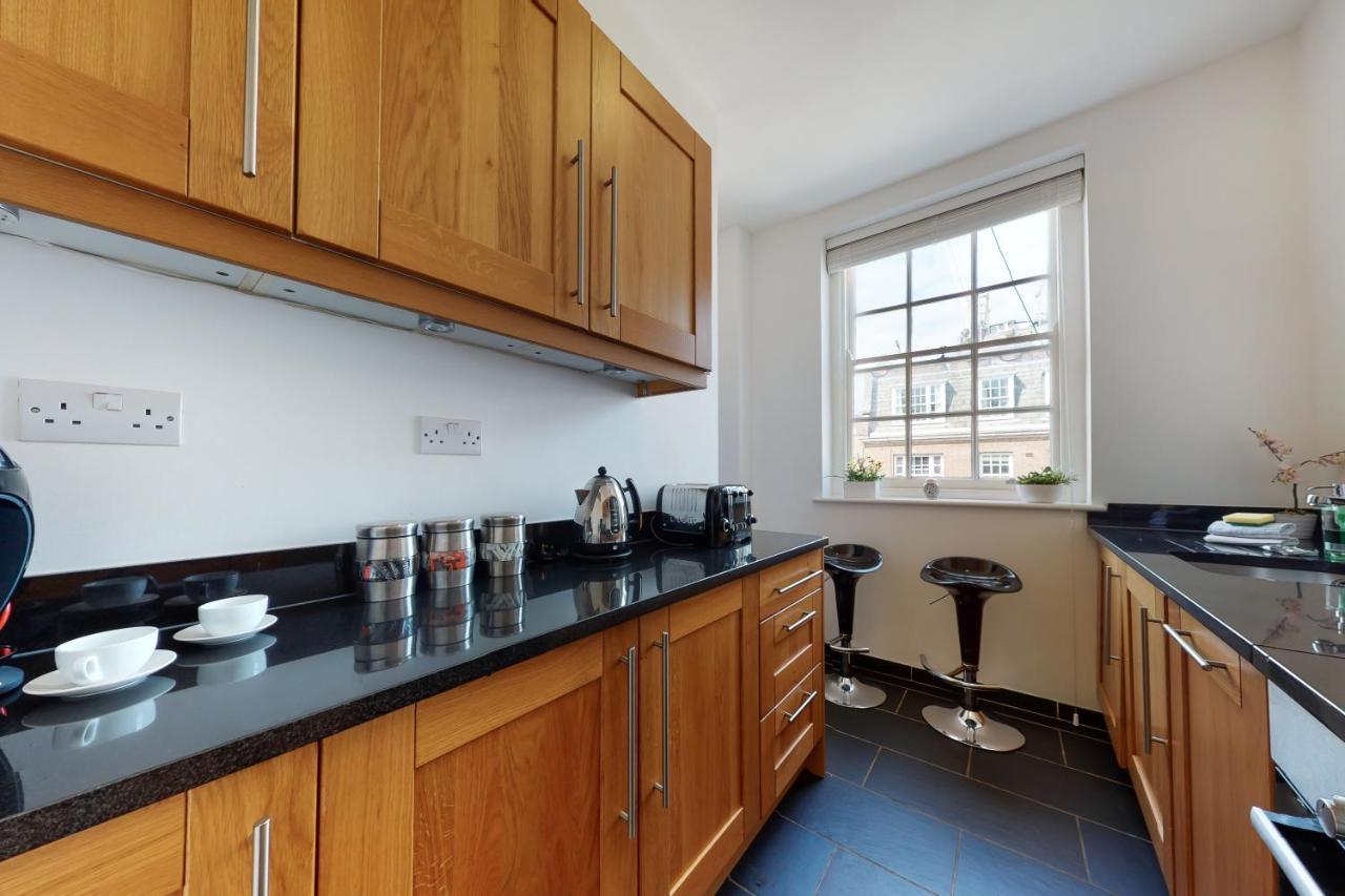Mayfair Serviced Apartments Londen Buitenkant foto